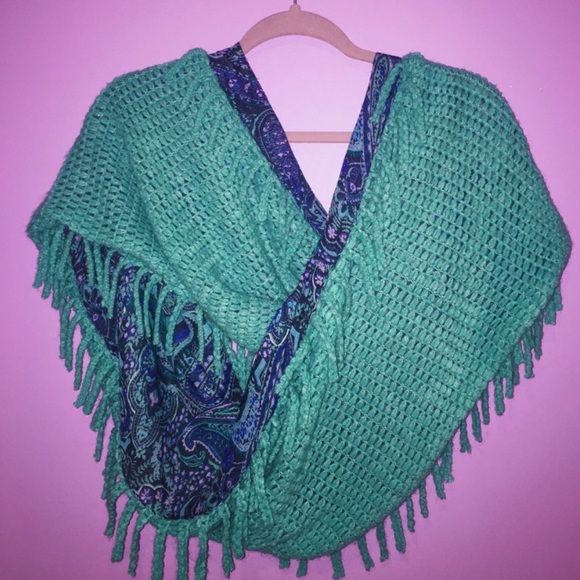 Reversible CollectionXIIX Infinity Scarf - Picture 3 of 3